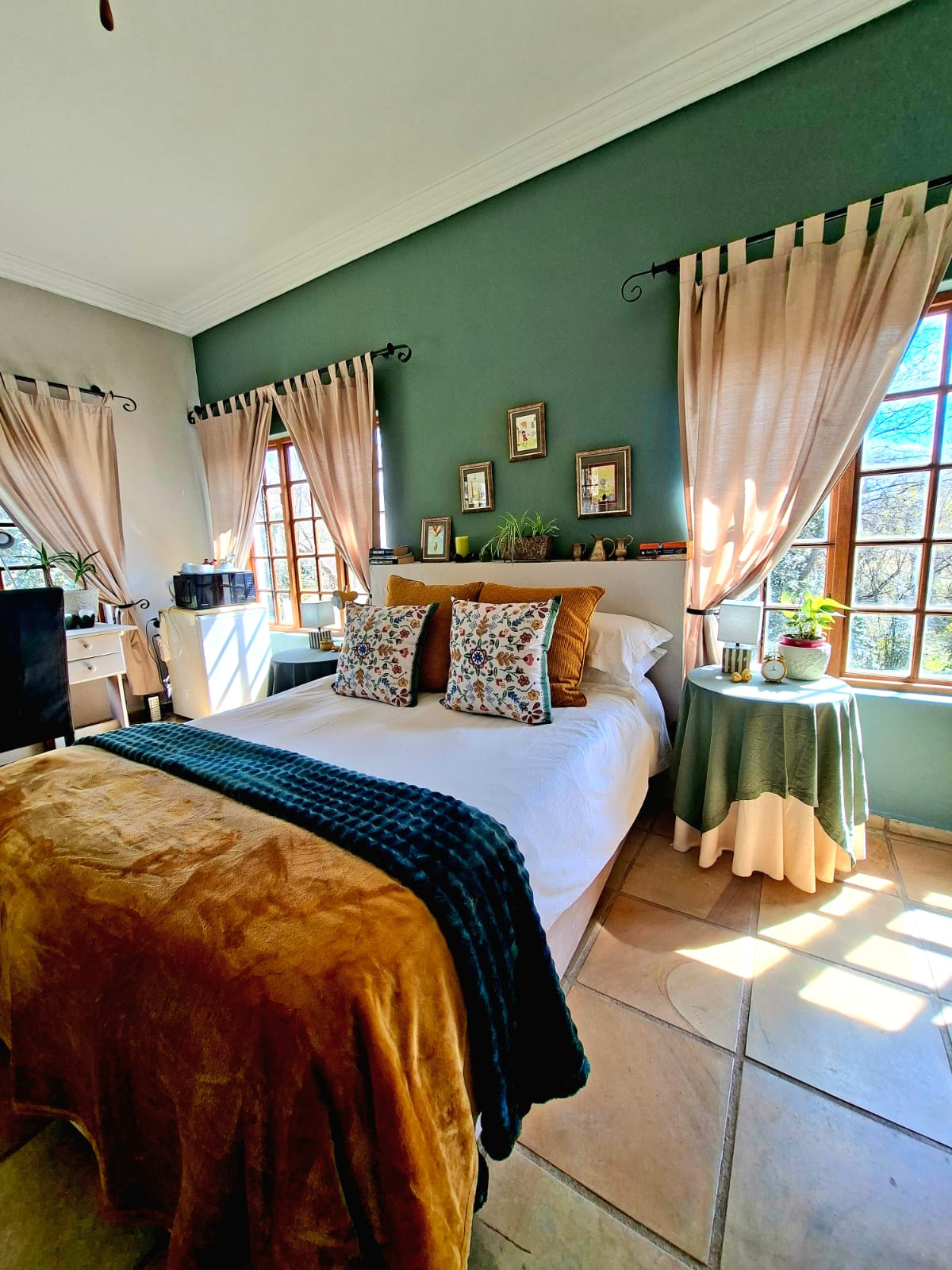 Bedroom in the Elderberry Suite