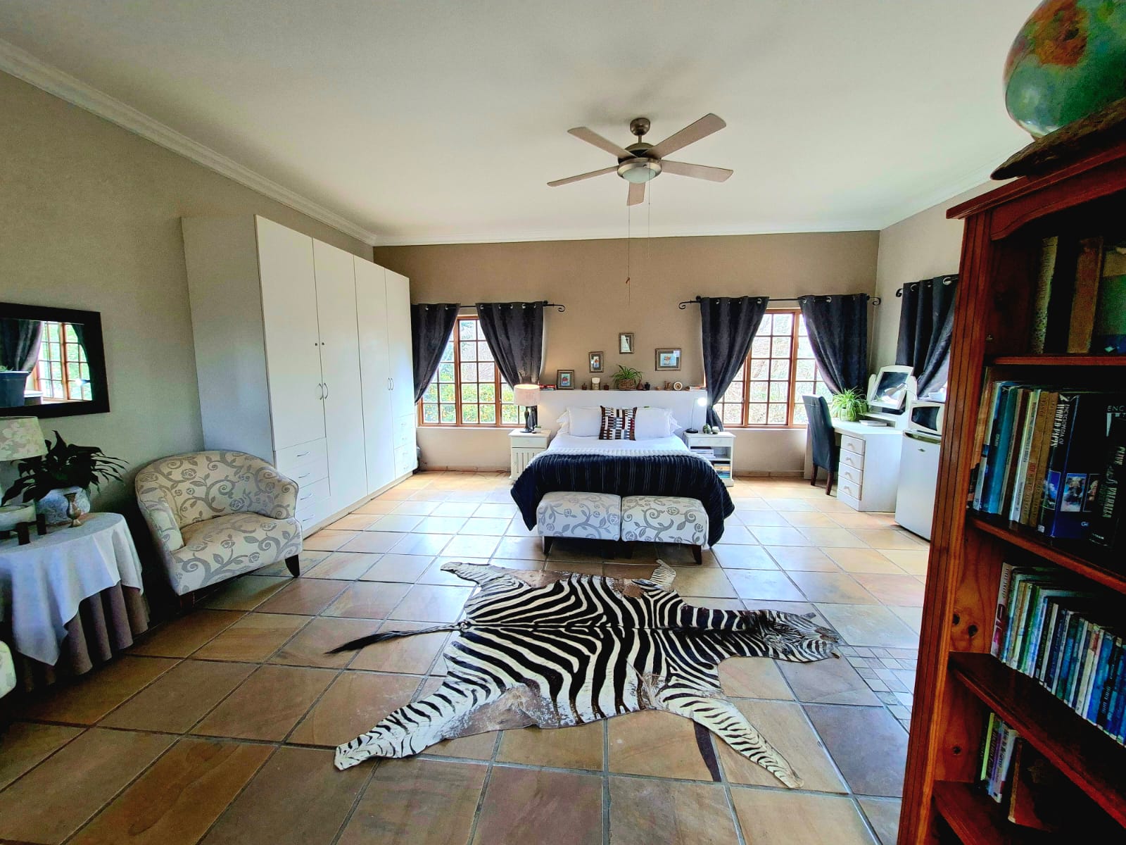 Bedroom in the Snap Dragon Suite